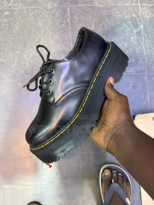 Dr Martens Original Black Casual Shoes