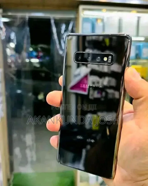 Samsung Galaxy S10 Plus 128 GB Black