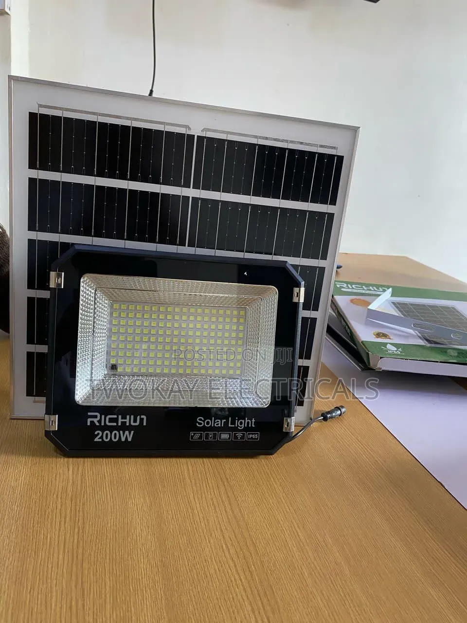 200w Solar Flood Light