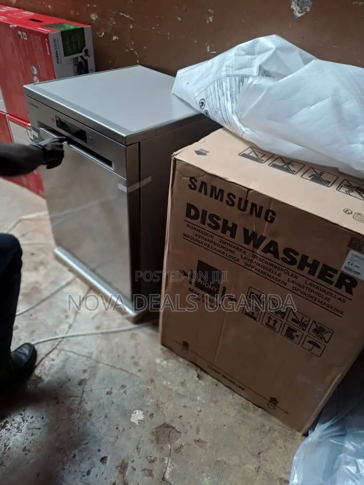 Samsung 14-Place Setting Automatic Dishwasher 24inch Smart Dishmachine