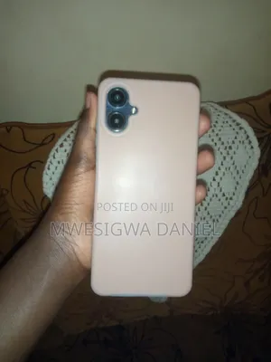 New Samsung Galaxy A06 64 GB Blue