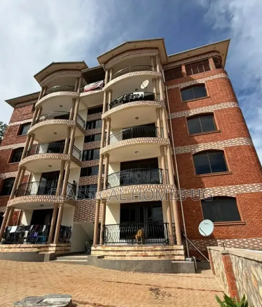 3bdrm Apartment in Kyambogo, Central Division for rent