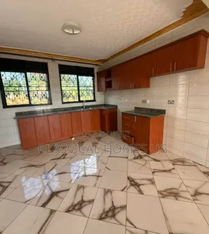 3bdrm Apartment in Kyambogo, Central Division for rent