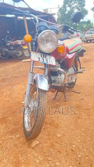 Bajaj Boxer 2023 Red