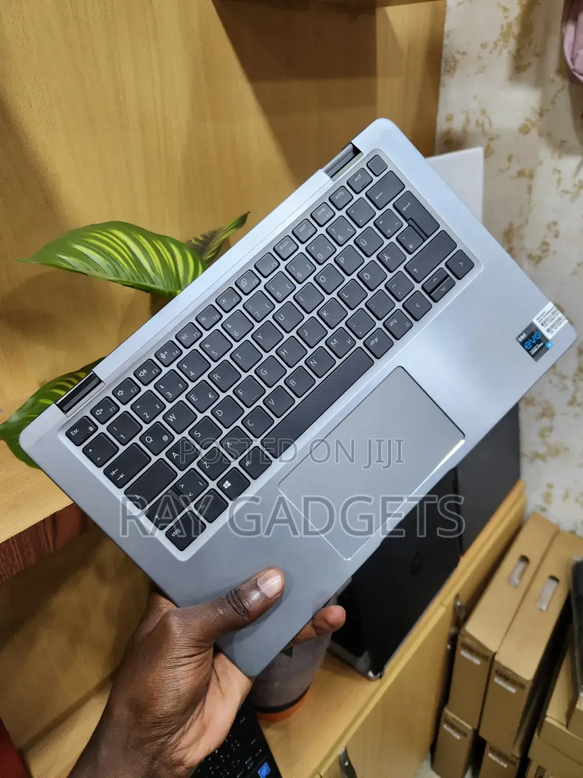 New Laptop Dell Latitude 7420 16GB Intel Core i7 SSD 512GB