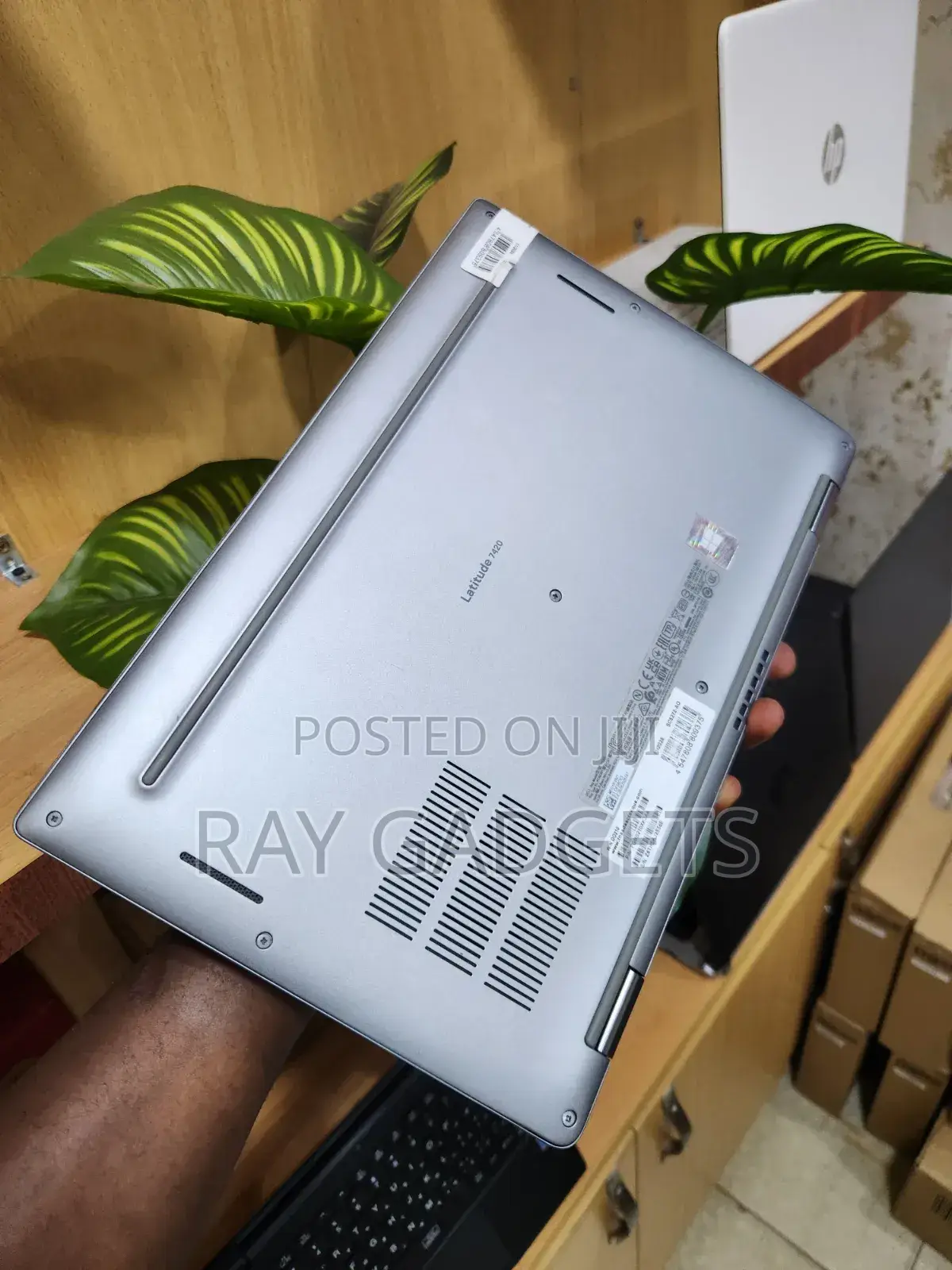 New Laptop Dell Latitude 7420 16GB Intel Core i7 SSD 512GB