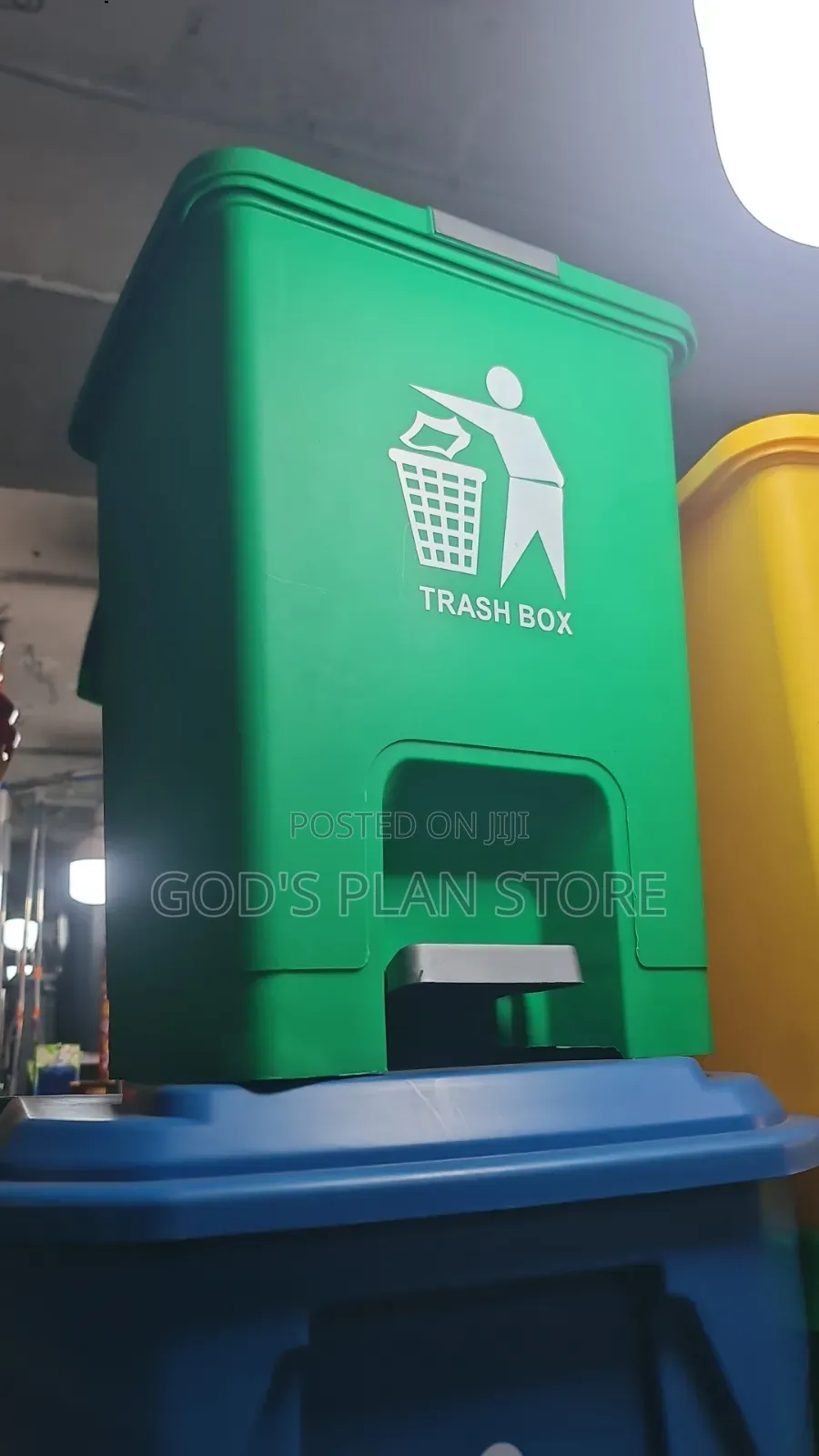 Plastic Pedal Bins Plastic Dust Bins 20litres
