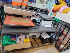 Plotter Cutting/Vinyl Cutting Branding