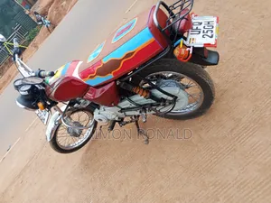 Bajaj Boxer 100 2020 Red