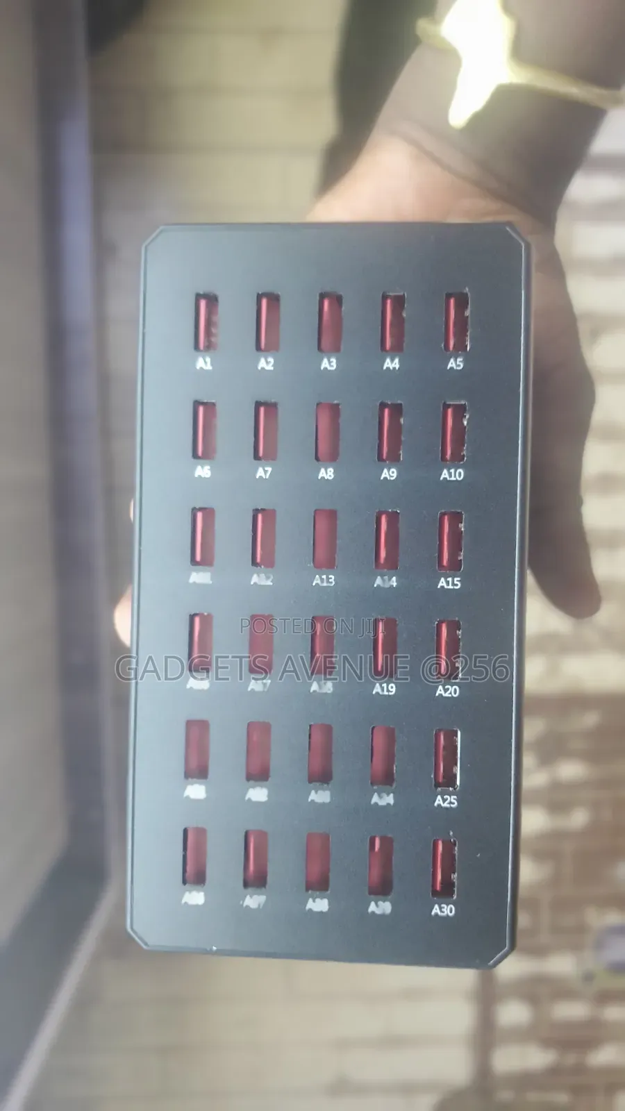 30-Port Usb Charging Station Featuring a Fire-Retardant Pc+Abs Housing