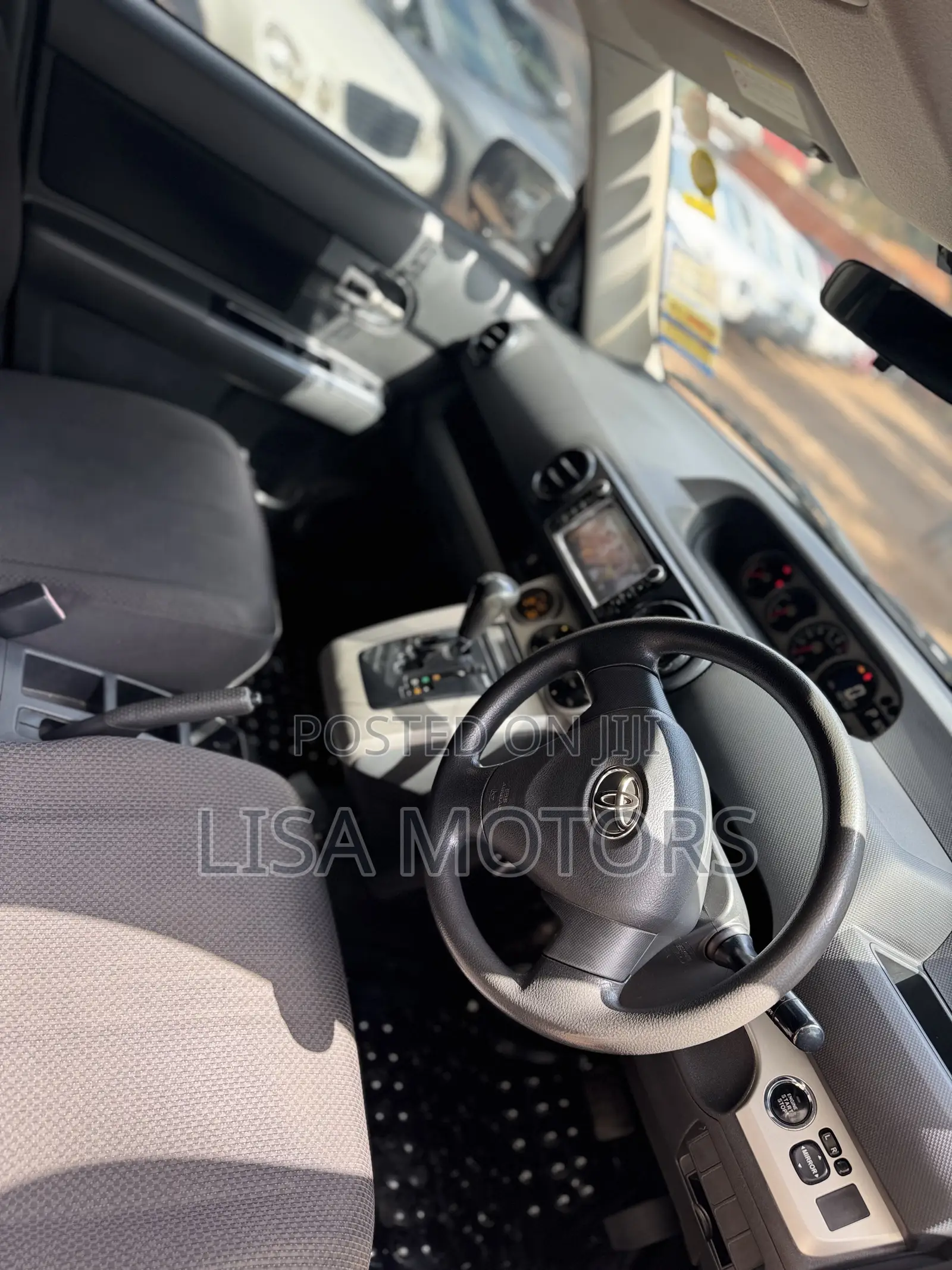 Toyota Corolla Rumion 2008 White
