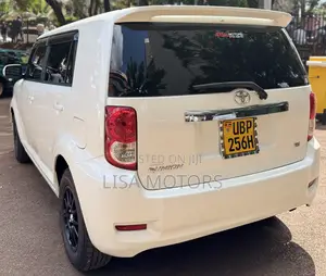 Toyota Corolla Rumion 2008 White