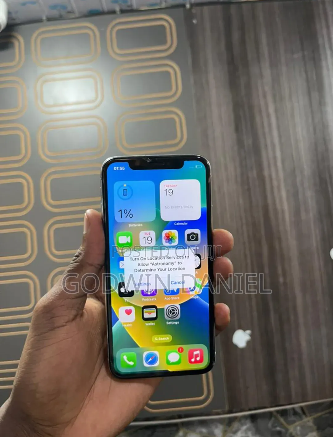 Apple iPhone X 64 GB White