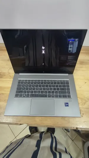 Laptop HP ZBook Studio G8 32GB Intel Core i9 SSD 512GB