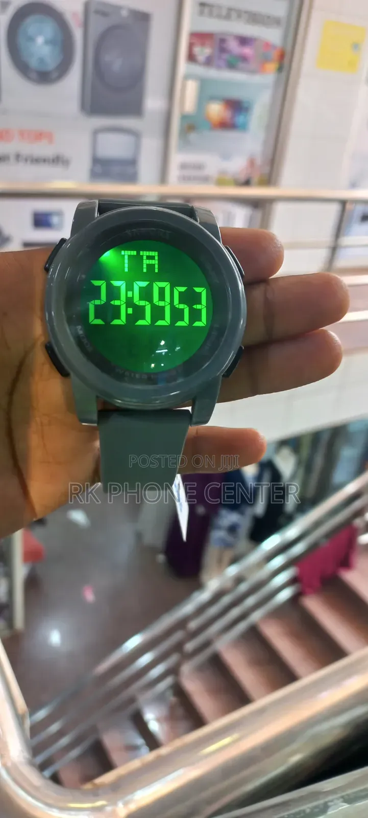 Shhors Watch in Grey