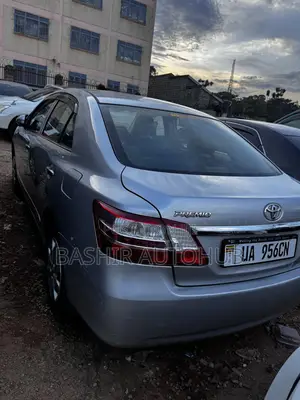Toyota Premio 2010 Silver