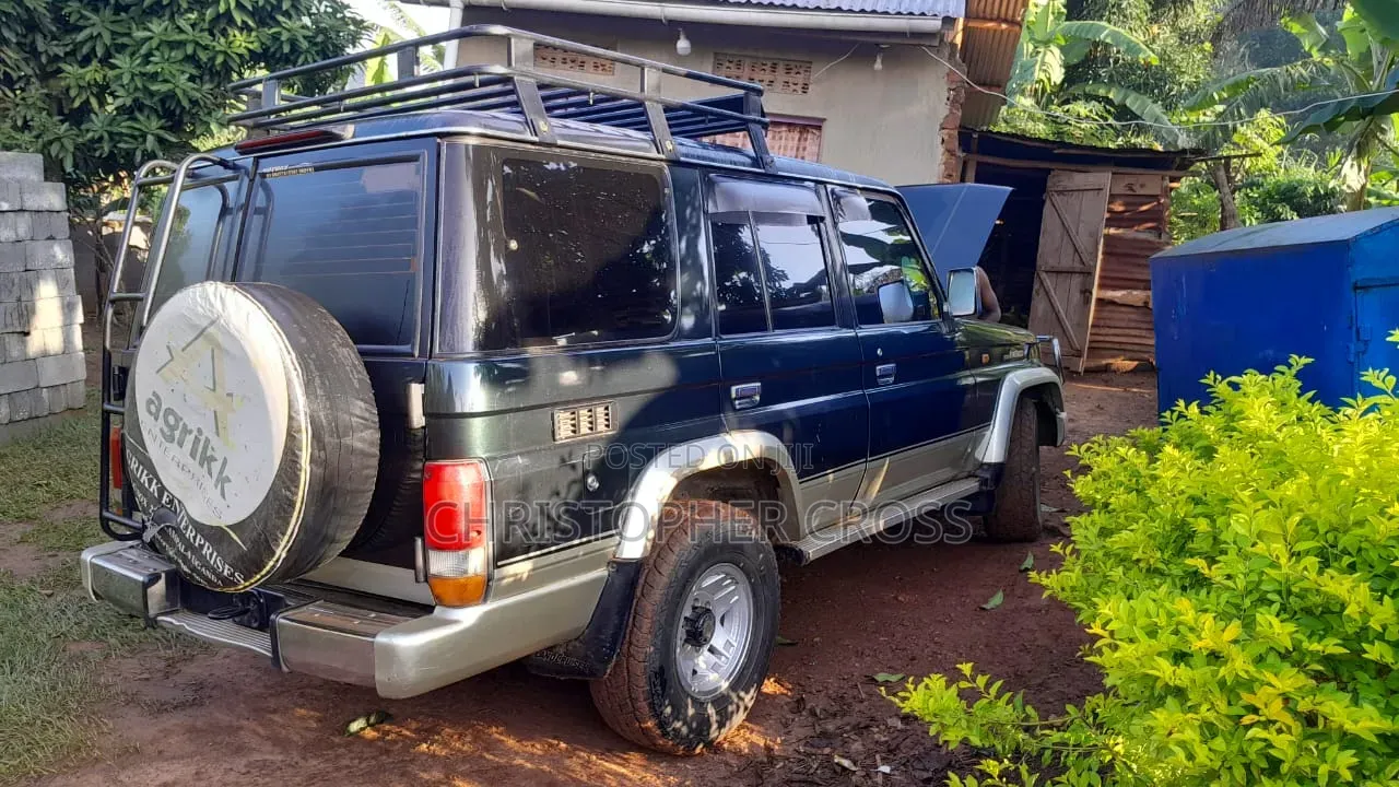 Toyota Land Cruiser Prado 1996 Black