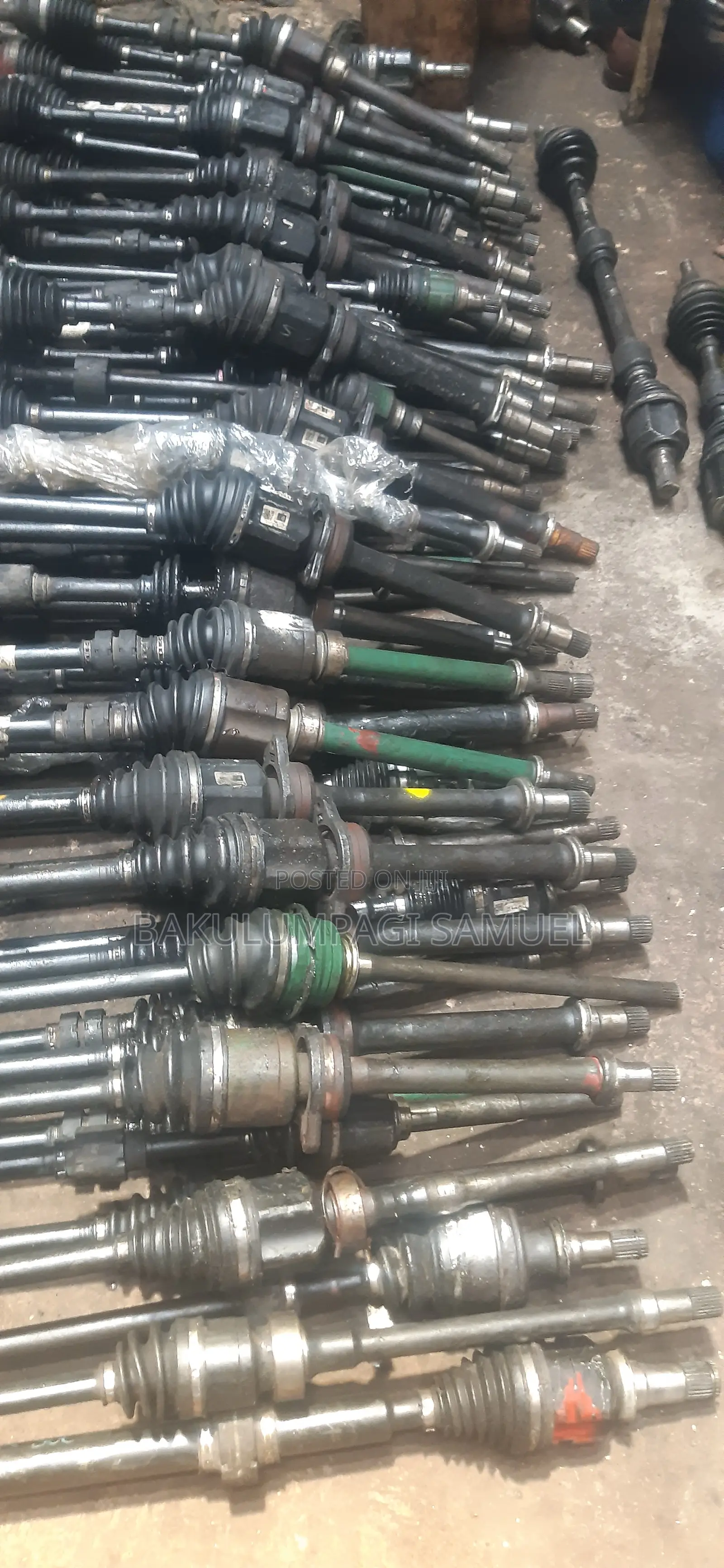 Harrier Kawundo, Vanguard, Rav4 , Alphard, Noah, Driving Shafts