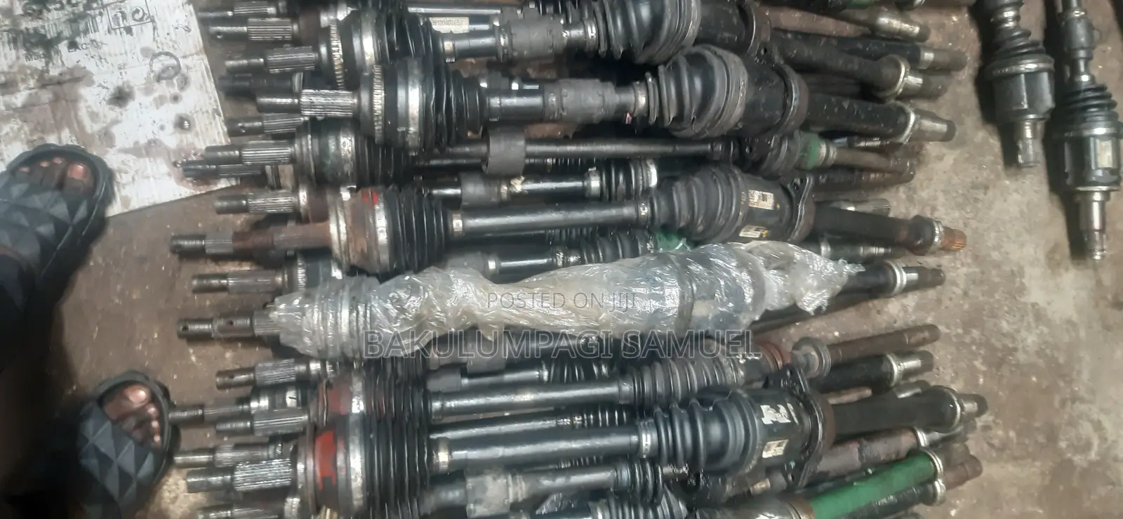 Harrier Kawundo, Vanguard, Rav4 , Alphard, Noah, Driving Shafts