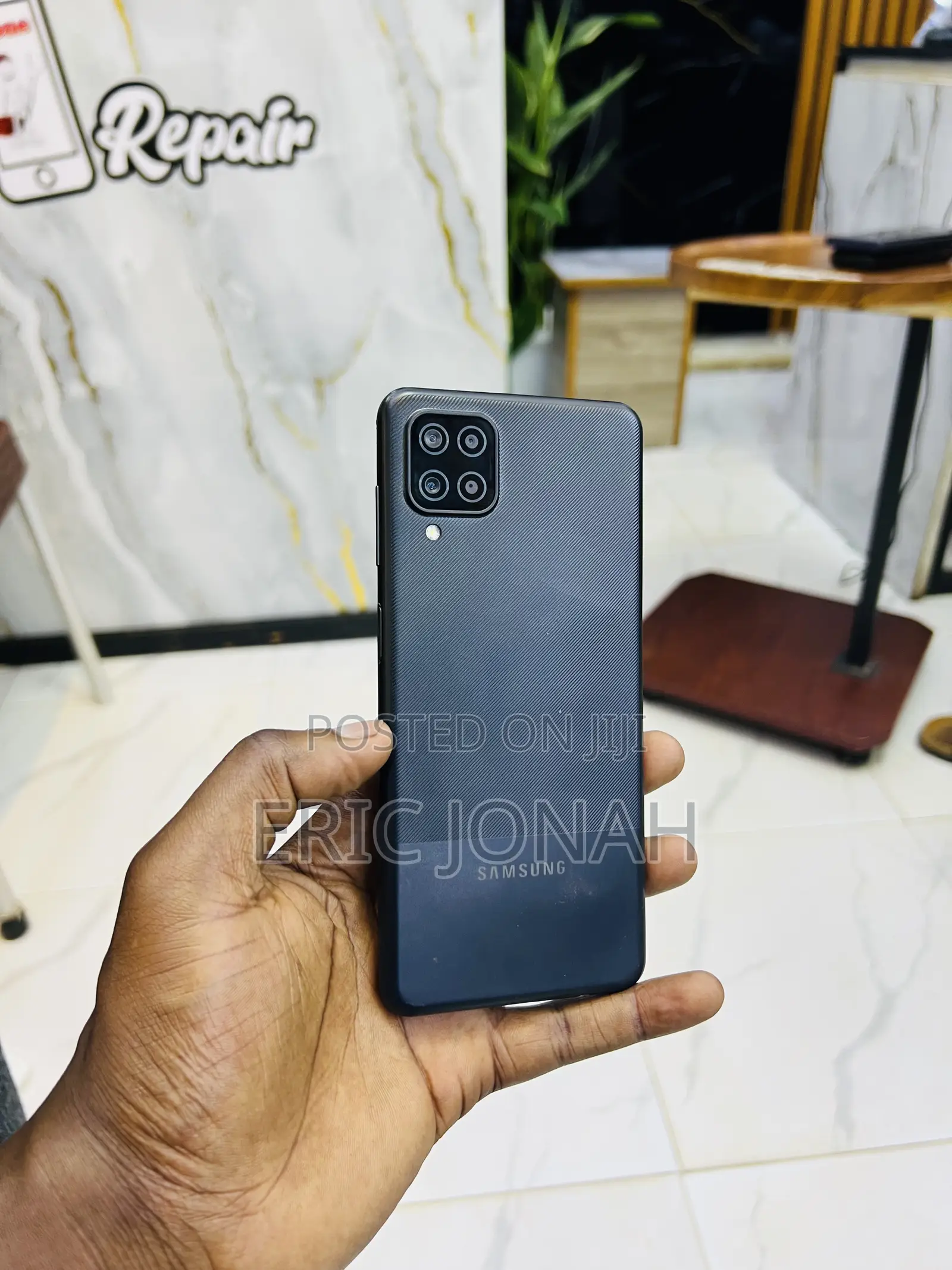 Samsung Galaxy A12 64 GB Black
