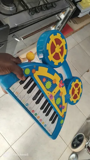 Uk Used Mickey Mouse Clubhouse Branded Musical Toy Piano.