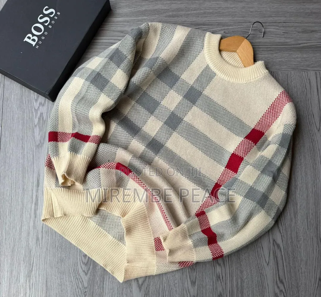 Round Neck Sweater Shirts