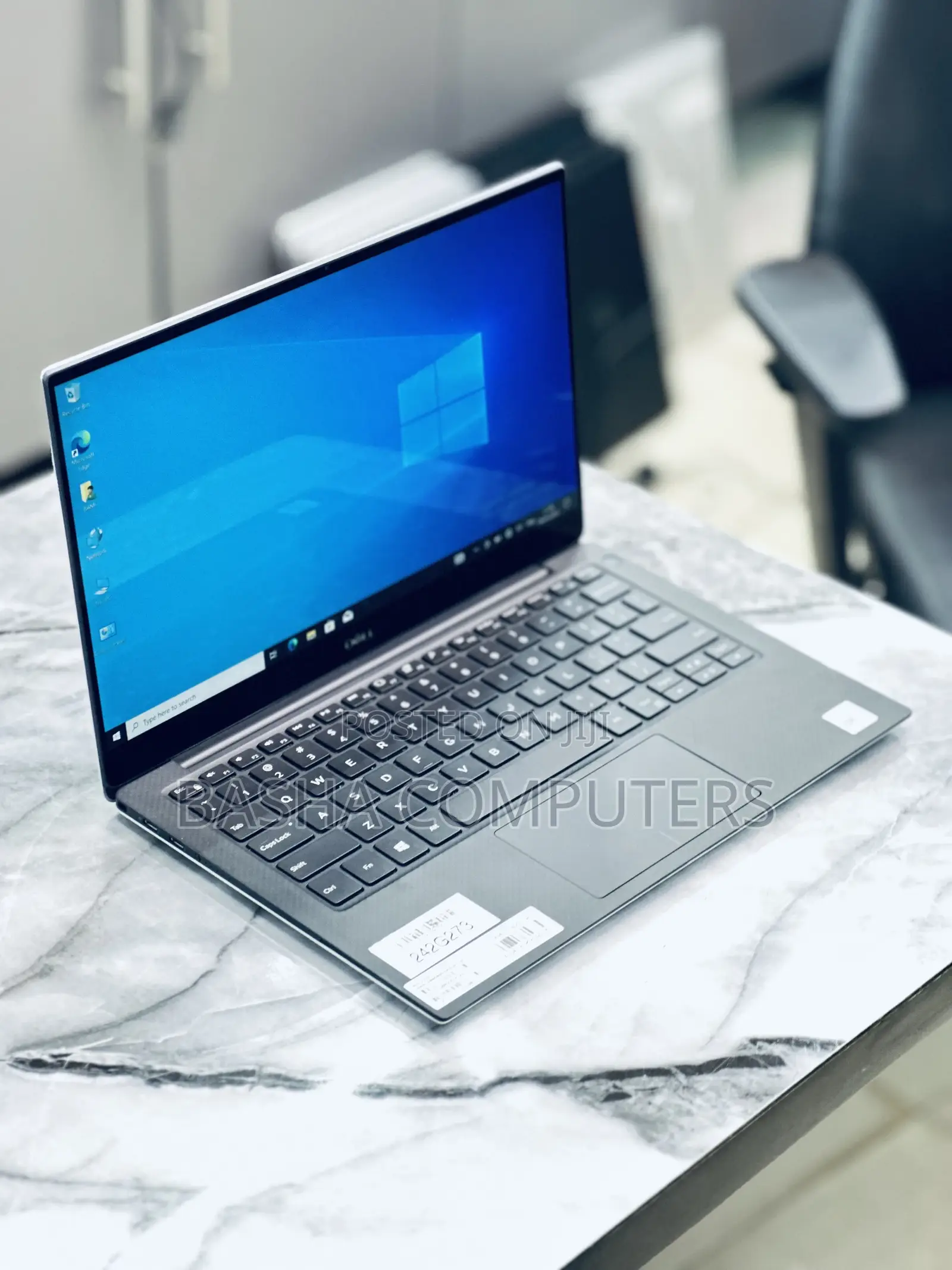New Laptop Dell XPS 13 8GB Intel Core i7 SSD 256GB