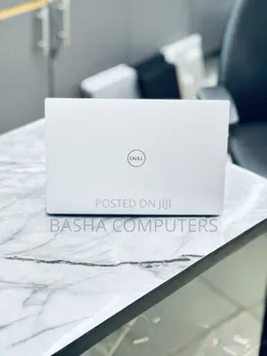 New Laptop Dell XPS 13 8GB Intel Core i7 SSD 256GB