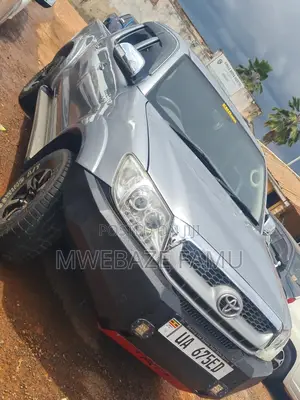 Toyota Hilux 2017 Silver