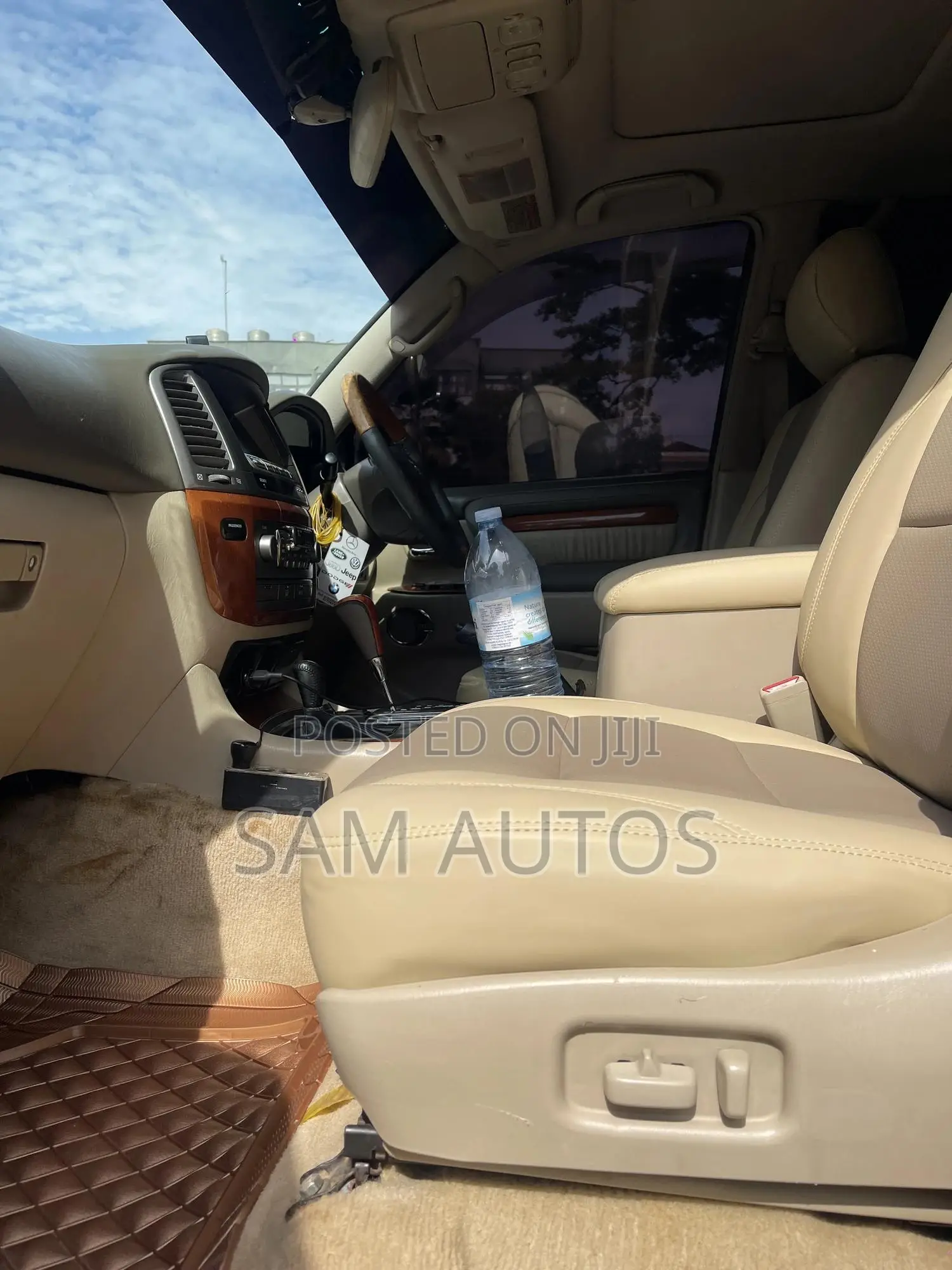 Toyota Land Cruiser Cygnus 4.7 2002 Gold