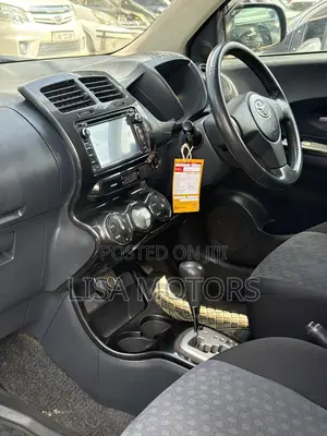 Toyota IST 2008 Black