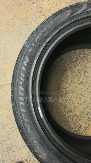 275/45r20 Pirelli Scorpion Foreign Used