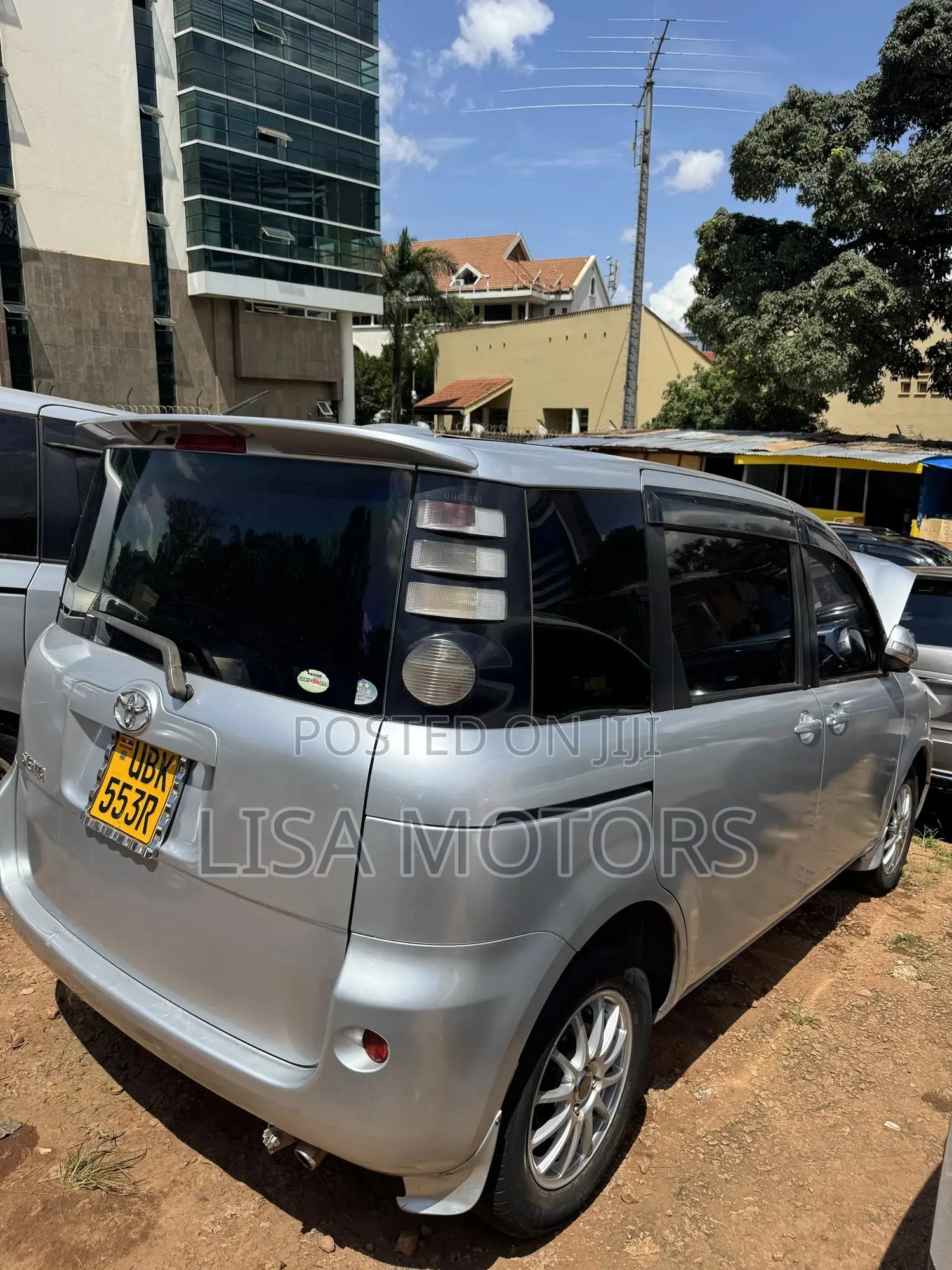 Toyota Sienta 2008 Silver
