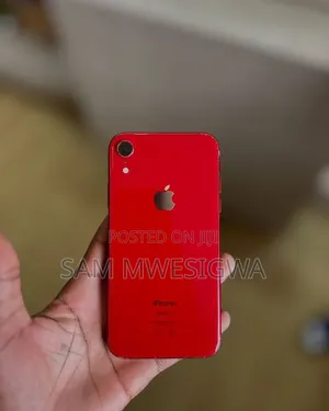 Apple iPhone XR 64 GB Red