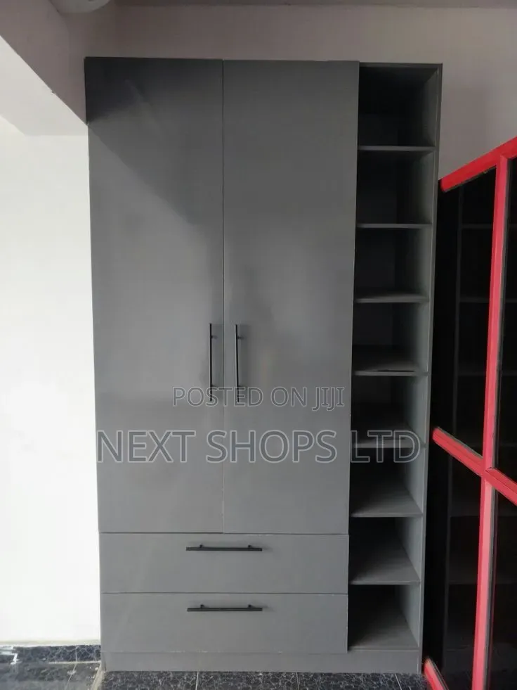 Wardrobe/Gray Wardrobe/Wardrobes/Wardrobes