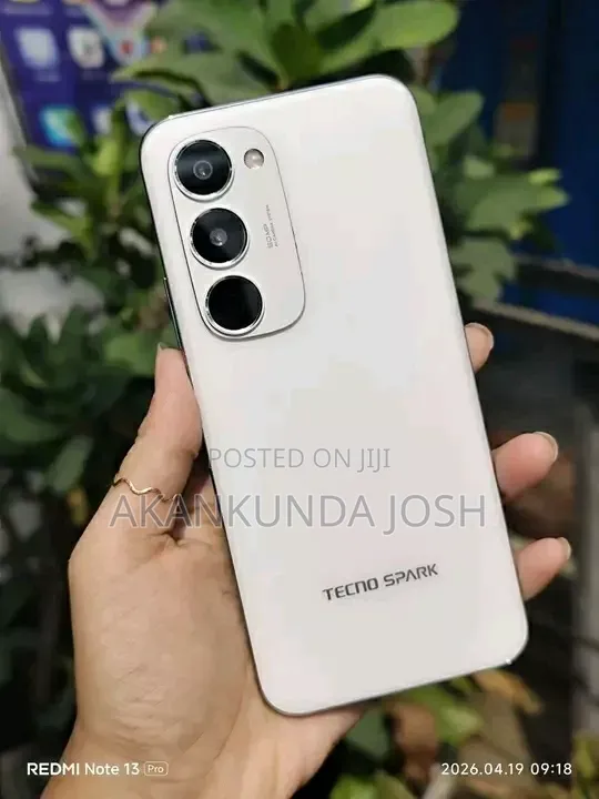 New Tecno Spark 40 Pro+ 256 GB Silver