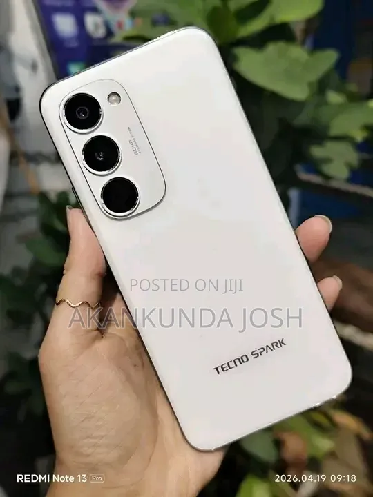 New Tecno Spark 40 Pro+ 256 GB Silver
