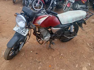 Yamaha Crux 2016 Red