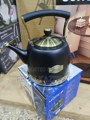 3.0-liter Stovetop Whistling Kettle.