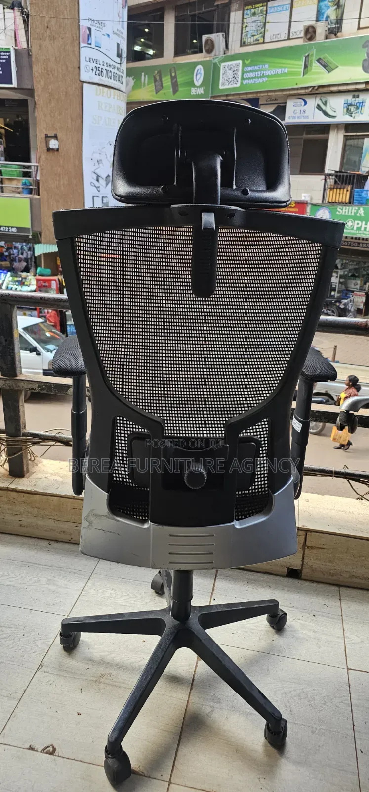 Mesh and Leather Executive Office Chair With Headrest