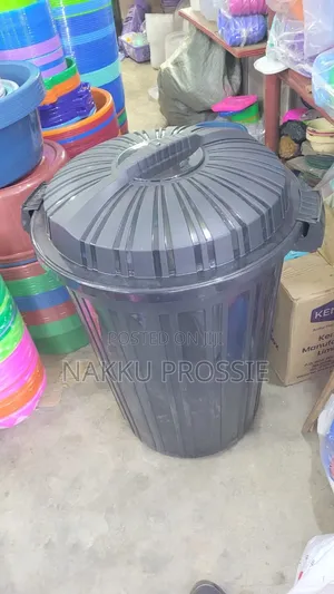 Plastic Trash Bin