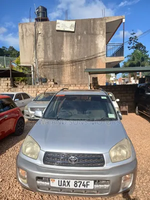 Toyota RAV4 Automatic 2000 Gray