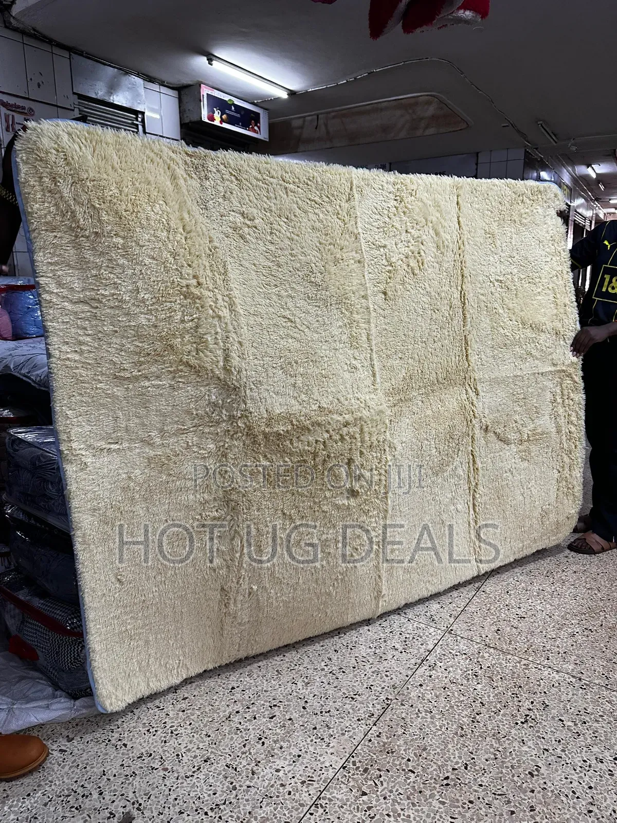 1.5 X2m Medium Fluffy Center Carpets Fluffy Rugs - Cream