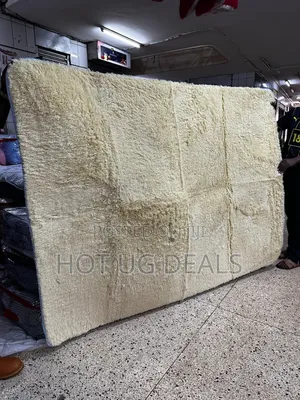1.5 X2m Medium Fluffy Center Carpets Fluffy Rugs - Cream