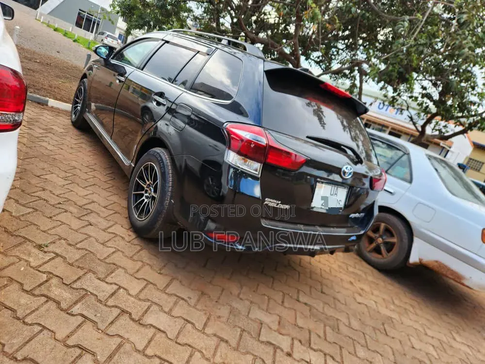 Toyota Corolla Fielder 1.5 Petrol AWD 2018 Black