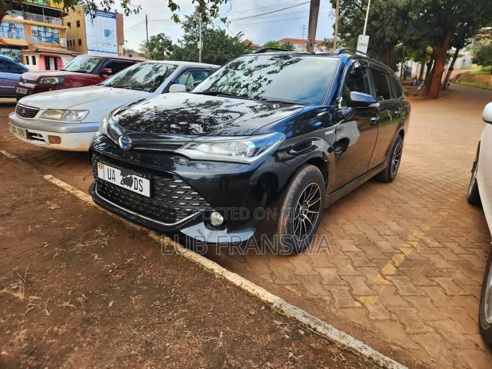 Toyota Corolla Fielder 1.5 Petrol AWD 2018 Black