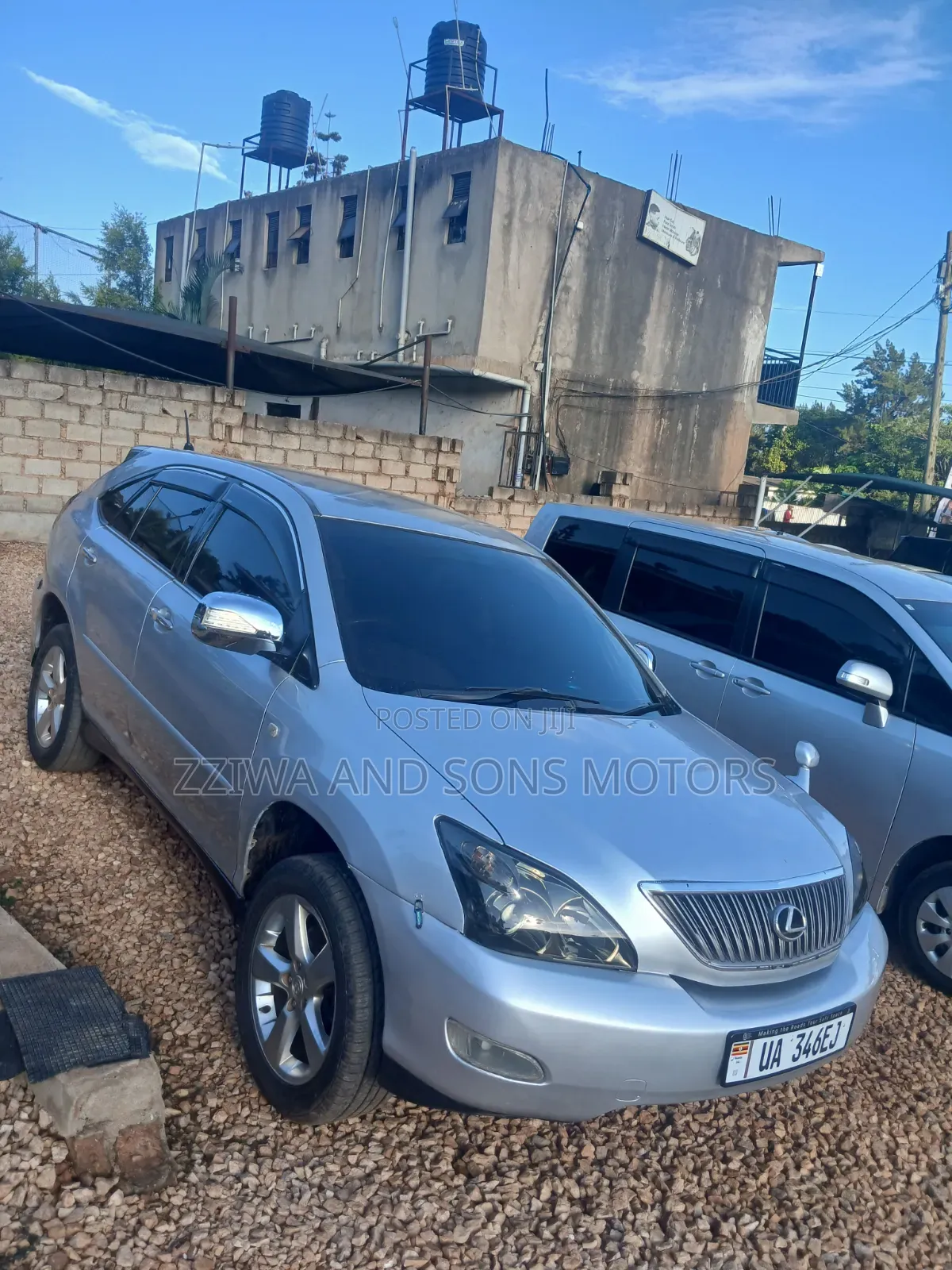 Toyota Harrier 2.5 Hybrid 4WD 2014 Silver