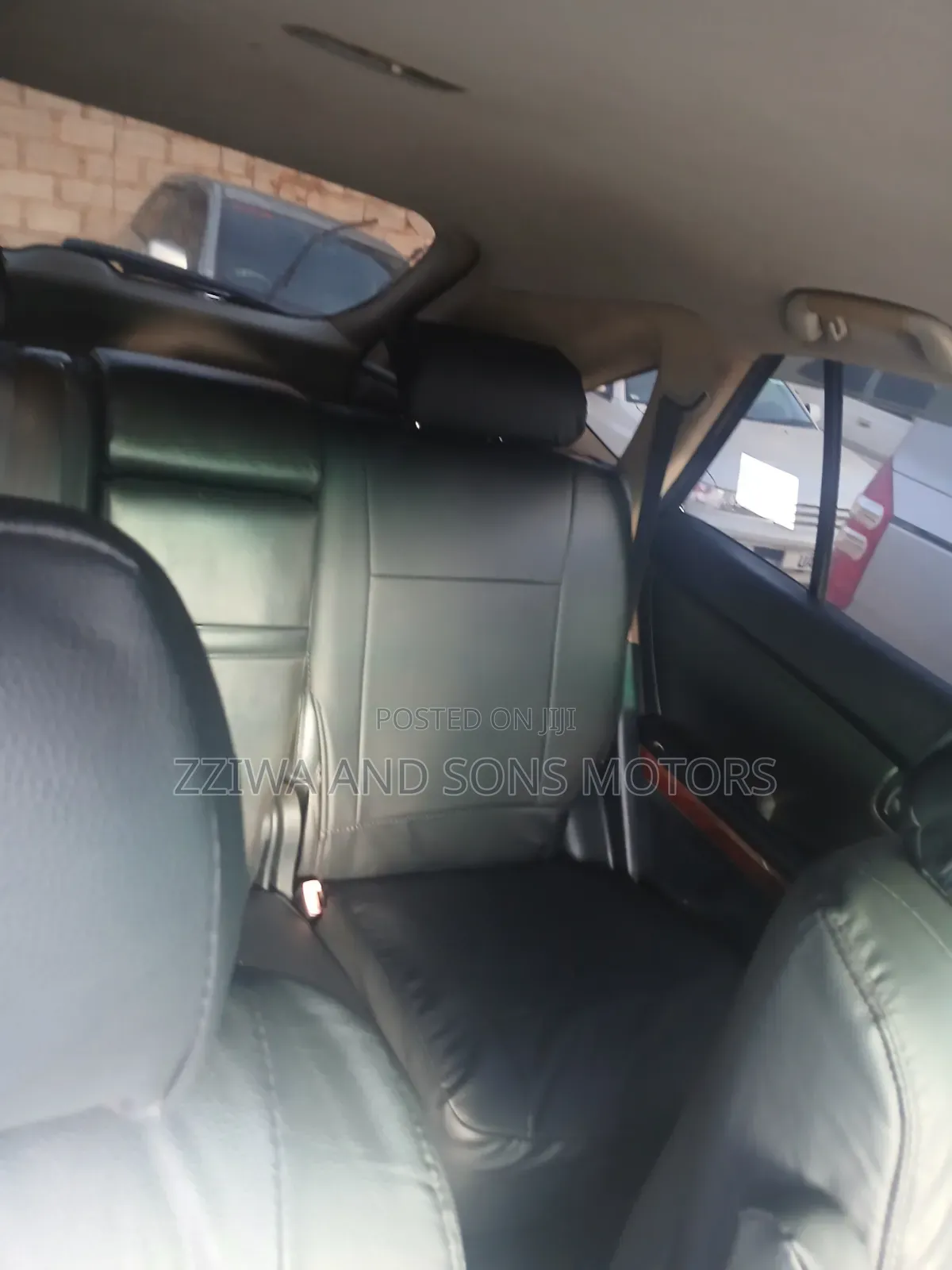 Toyota Harrier 2.5 Hybrid 4WD 2014 Silver