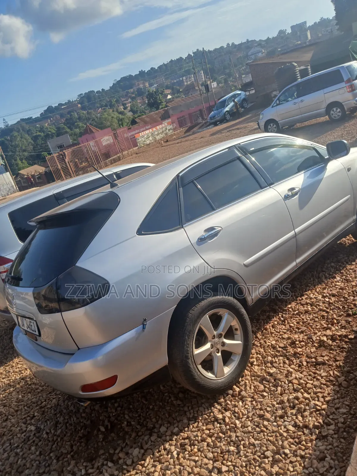 Toyota Harrier 2.5 Hybrid 4WD 2014 Silver