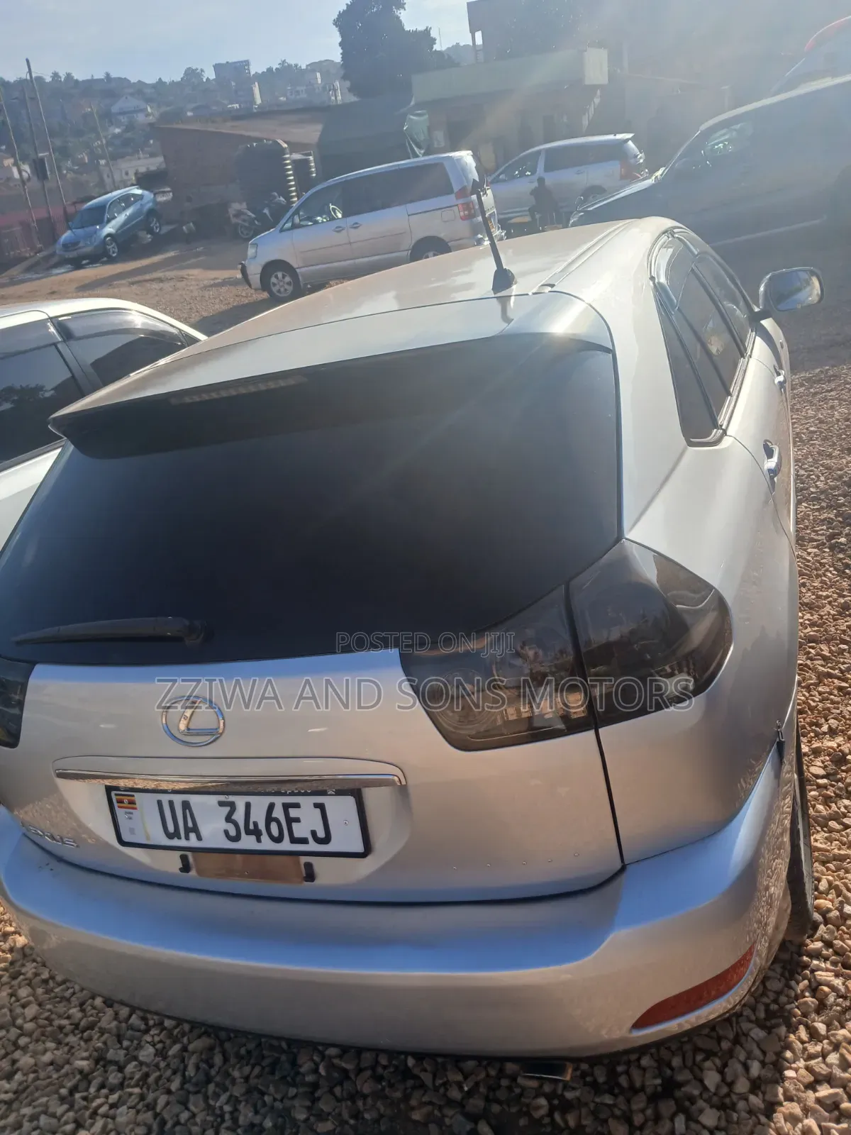 Toyota Harrier 2.5 Hybrid 4WD 2014 Silver
